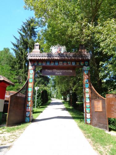 trianon-emlekezet-varpalota-1-napos-3